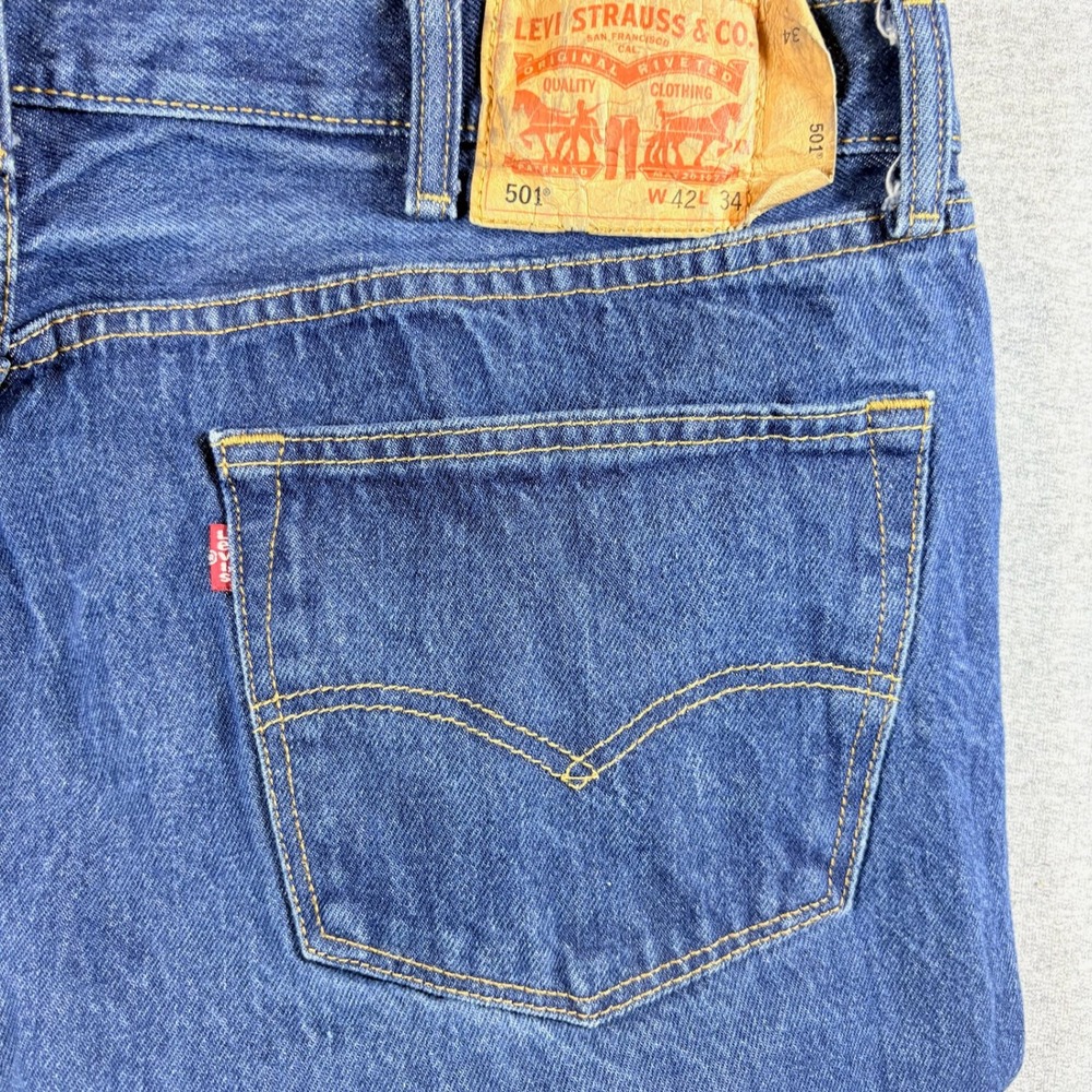 Levi 501 Original Fit Jeans Mens 42x34 Blue Denim Straight Leg Button Fly